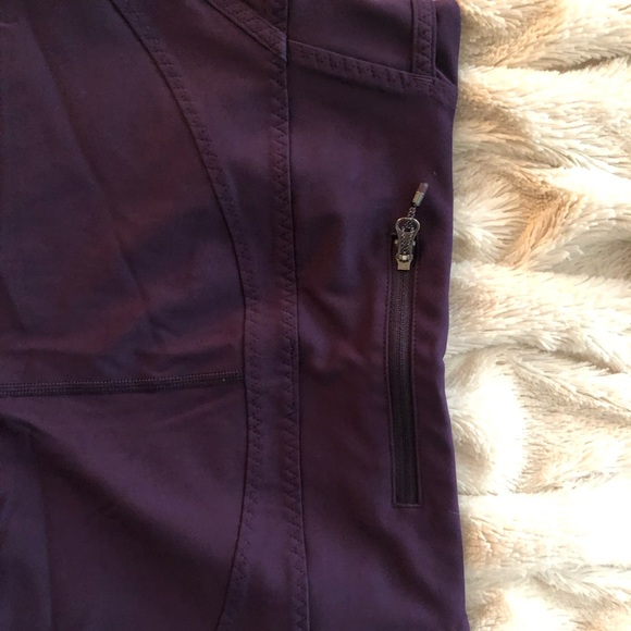 Lululemon crops- never worn - Picture 4 of 6